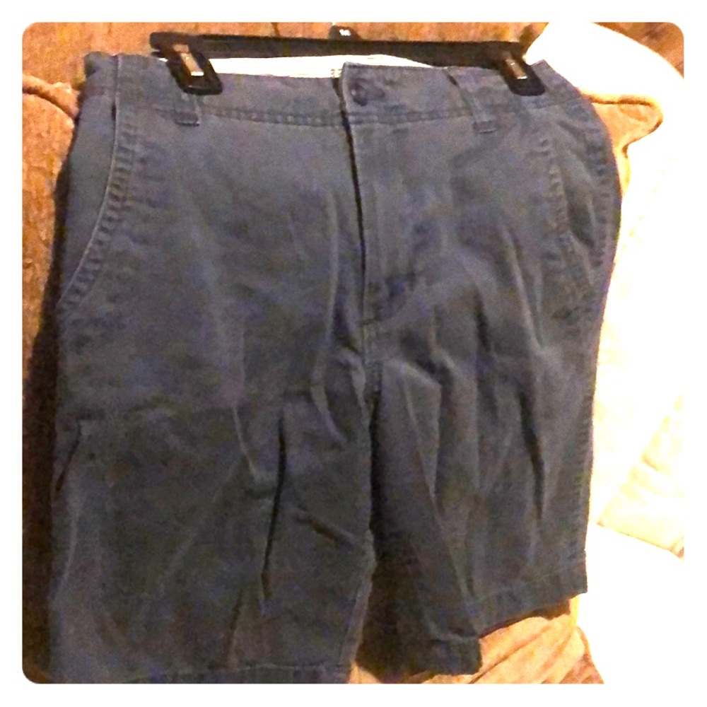Old Navy Broken-In Khaki Shorts Classic Length